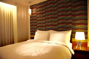 FleurLis Hotel